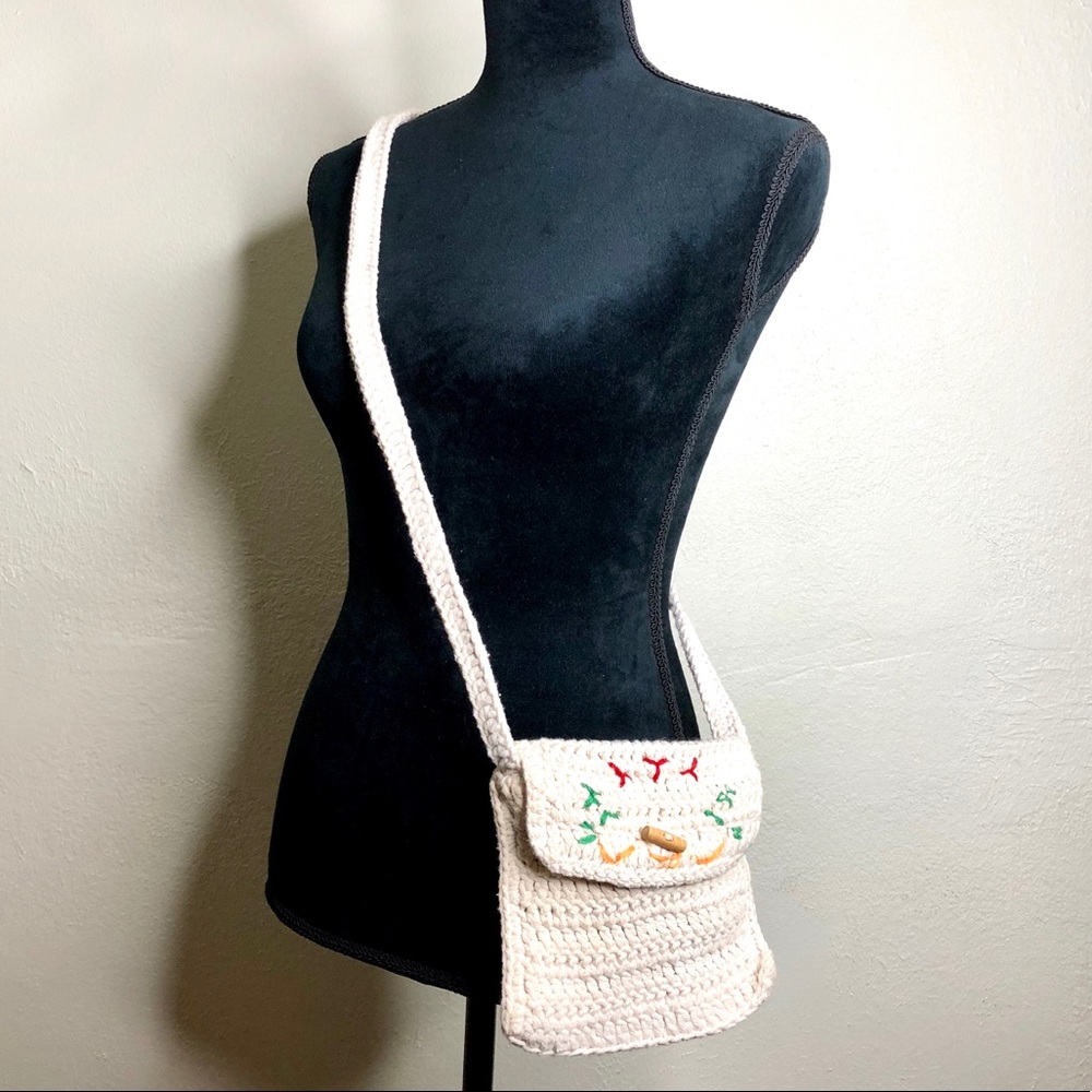 VTG crochet crossbody bag